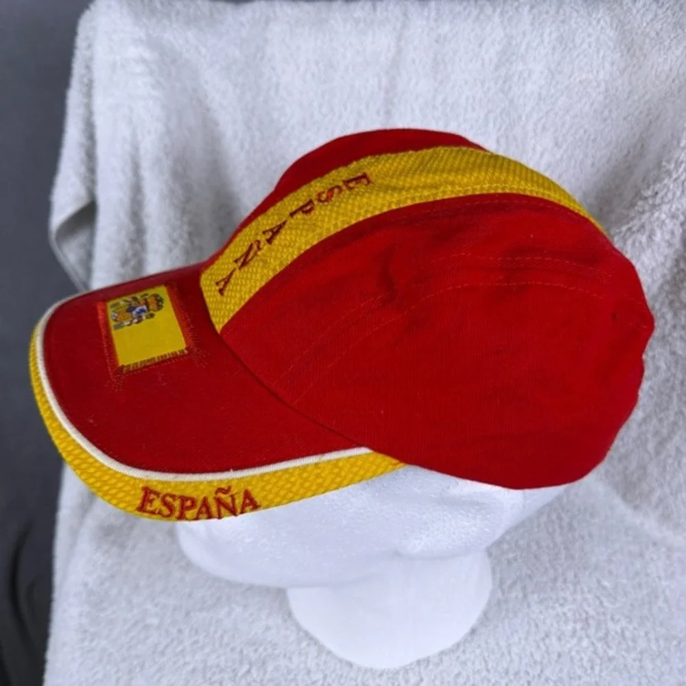 España Spain Robin Ruth Cap Hat‎ Yellow Red Adjustable Soccer/Football OSFA